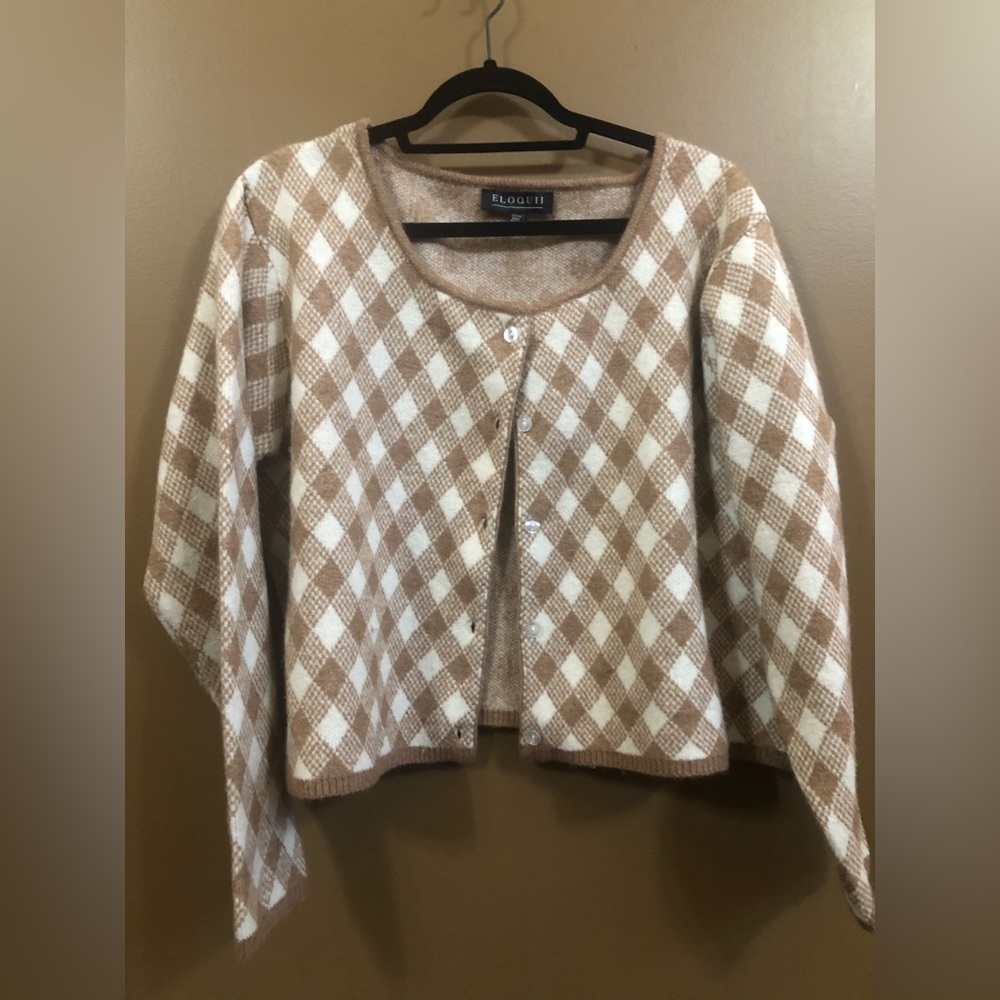 Eloquii Tan and White Lightly Cropped Sweater
